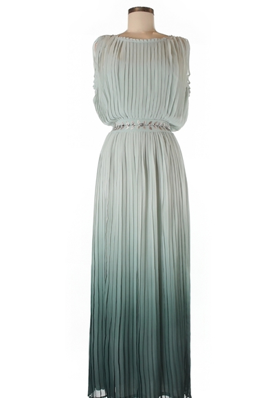 LC Lauren Conrad Dresses & Skirts - NWOT Elegant Ombre color dress